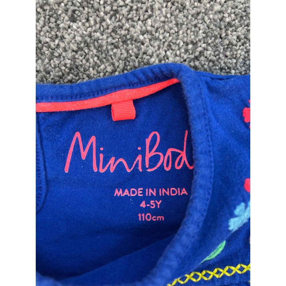 Mini Boden 2 pc Dresses Embroidered Blue Florals and Striped Giraffe Girls 4-5Y - Picture 2 of 11